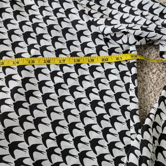 EUC (worn once) Banana Republic blouse, L Tall - Picture 3 of 8